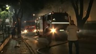 Пожар в тютюнев склад в центъра на Хасково Огънят е лумнал