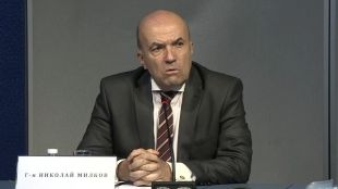 Служебният министър на външните работи Николай Милков съобщи че е