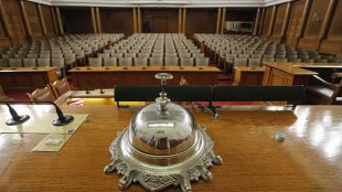 Народното събрание ще заседава извънредно утре от 10 ч Разпореждането за