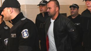 Софийският градски съд решава дали да пусне от ареста Димитър