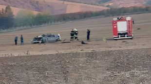 Трима младежи загинаха при тежка катастрофа край Дулово В катастрофиралия автомобил