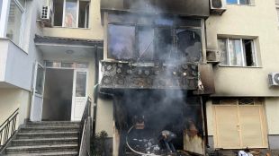 Пожар лумна в жилищен блок в центъра на Шумен и