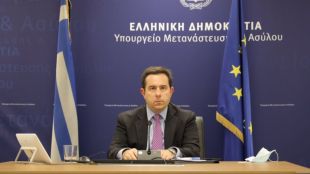 Гръцкият министър на миграцията Нотис Митаракис призова Турция да спре