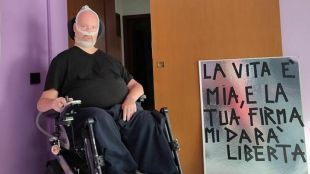 49 годишният италианец Стефано Гелер страдащ от мускулна дистрофия и от