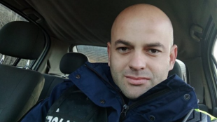 Полицаят от столичното 8 мо районно управление Владимир Владимиров остава в
