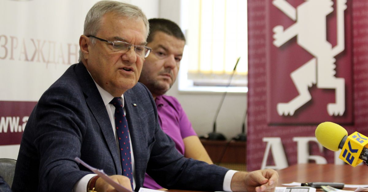 Председателят на АБВ Румен Петков изрази съмнение, че строително-монтажните работи