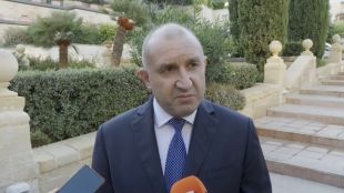 Румен Радев обяви че ще предостави на парламентарно представените партии