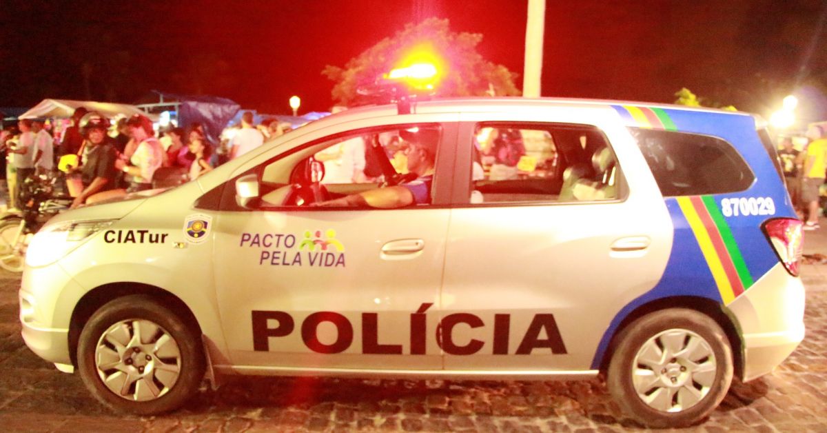Бразилски политик беше задържан, след като хвърли гранати по полицаи,