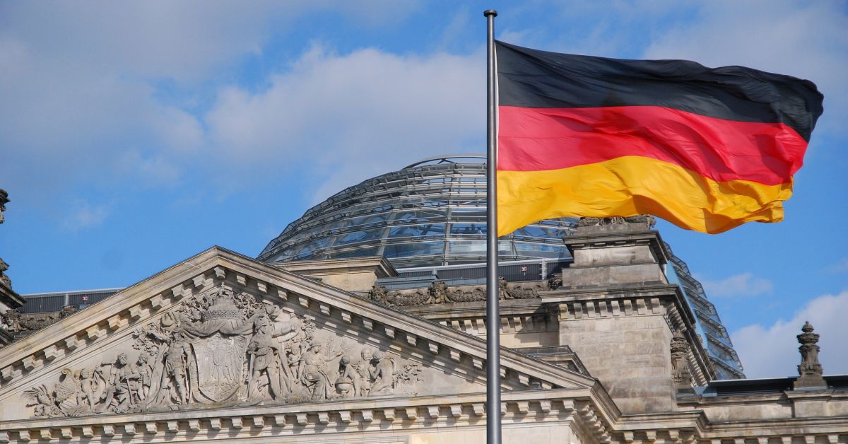 Германското правителство смята, че не е изключено катастрофата със самолета