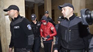 Внучката на Виолета Донева остава за постоянно в ареста за