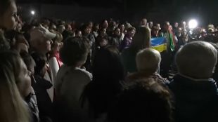 Масово недоволство сред стотици украински граждани получили убежище у нас