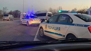 Полицай пострада тежко при катастрофа рано тази сутрин в София