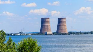 Три украински атомни електроцентрали са изключени от електропреносната мрежа съобщи
