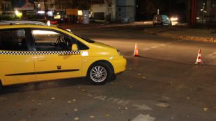 Шофьорът на такси блъснал жена на пешеходна пътека в Благоевград