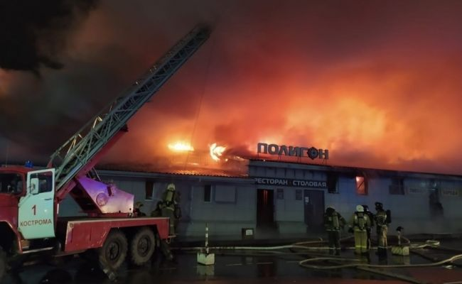 При пожар в кафе-клуб в руския град Кострома загинаха 15