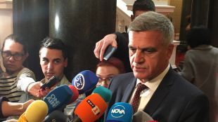 Лидерът на Български възход Стефан Янев ще води две листи