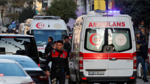 Експлозия на популярния пешеходен булевард Истиклял в Истанбул в неделя