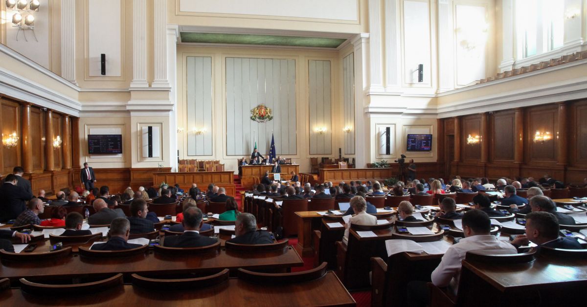 Парламентът отхвърли ветото на президента Румен Радев върху последните промени