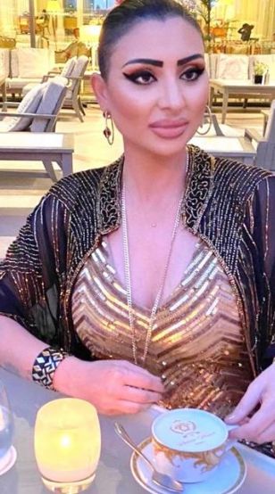Софи Маринова празнува в Дубай без Гринго