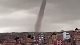 Торнадо мина през град Ел Алто в Боливия предаде Ройтерс