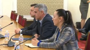 Кандидатът за министър председател чл кор проф Николай Габровски започна днес срещи
