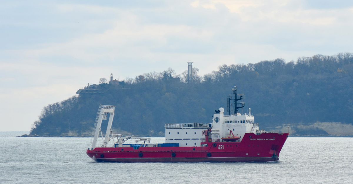 Първият български военен научно-изследователски кораб ще отплава от Варна към