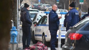 Мъртъв човек е открит на улица Богатица в столицата На място
