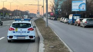 Шофьор блъсна две коли на булевард Цариградско шосе в София
