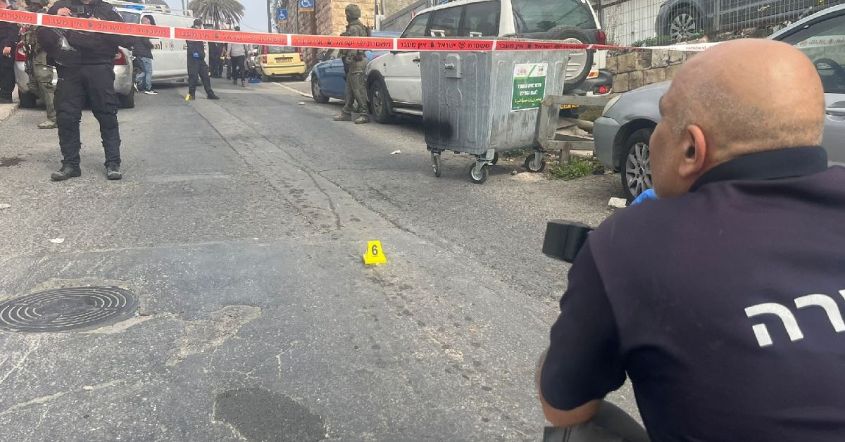 Най-малко двама души са ранени при нова стрелба в Ерусалим.