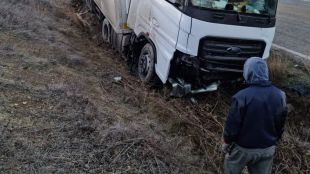 Шофьор на камион е загинал при катастрофа по пътя Русе Бяла
