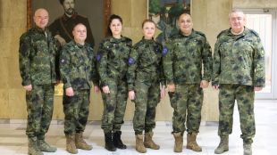 Екипът на Военномедицинска академия ВМА който се завърна след 4 месечна