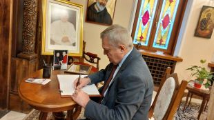 Председателят на АБВ Румен Петков поднесе съболезнованията си за кончината