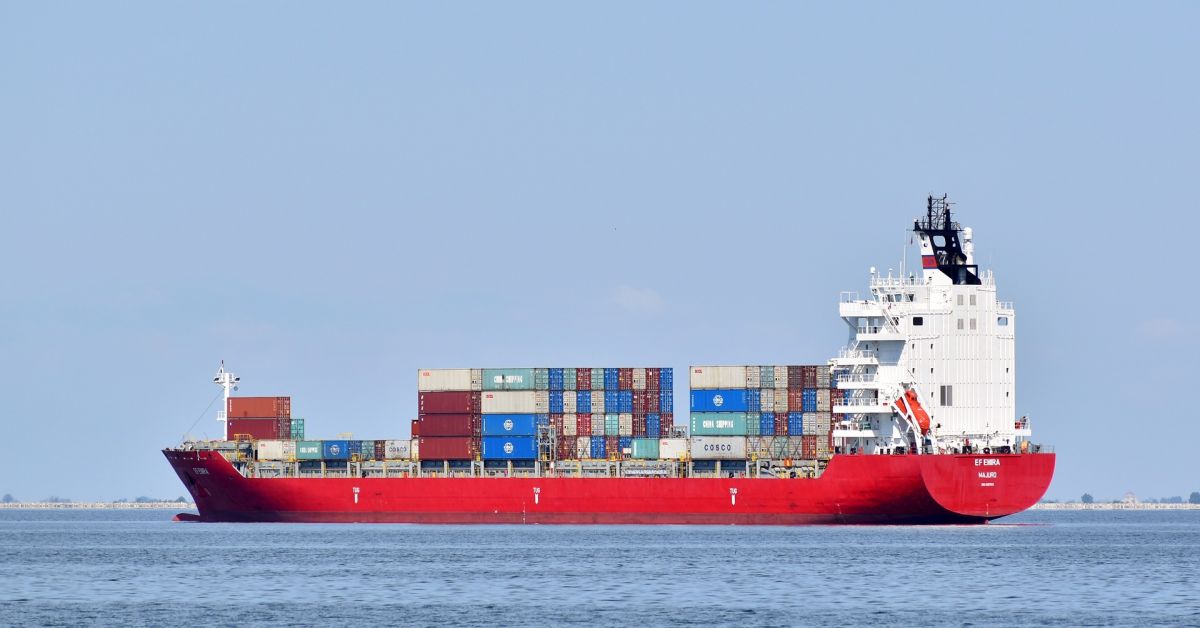 Товарен кораб, плаващ под турски флаг, се натъкна на мина