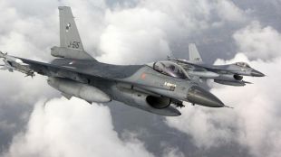 Украйна с нетърпение очаква първите доставки на изтребители F 16 Fighting