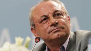 Почетният председател на ДПС Ахмед Доган е избрал банкера Ерол