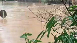 Наводнения и дъждове причинени от циклона Яку убиха 18 души