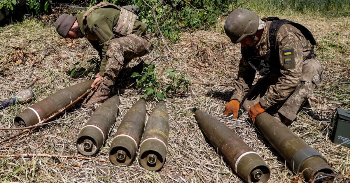 Съюзниците от НАТО са загрижени за запасите от муницииУкраинците трябва