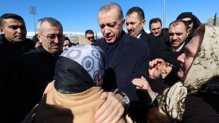 Над 70 държави се включиха в помощта за ТурцияПрезидентът призна