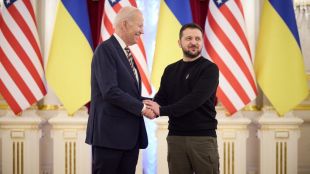 US президентът на знаково посещение в УкрайнаВашингтон уведомил Москва за