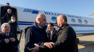 Министърът на външните работи на Гърция Никос Дендиас пристигна днес