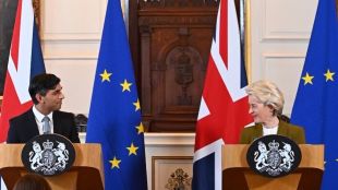 Великобритания и Европейският съюз промениха първоначалния вариант на Северноирландския протокол