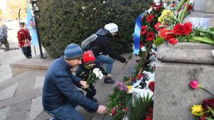България отдаде почит пред Васил Левски Апостолът на Свободата