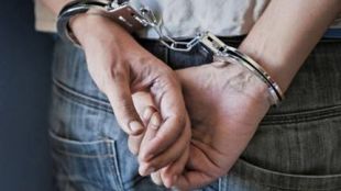 Софийската районна прокуратура обвини и задържа мъж противозаконно подпомогнал 43