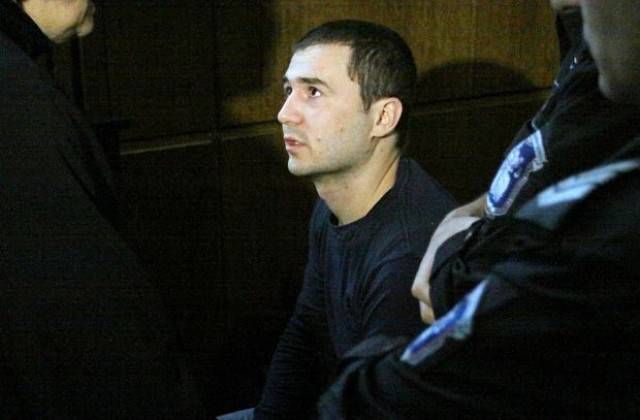 Осъденият за двойното убийство пред дискотека Соло Илиян Тодоров е