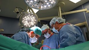 Специалисти от Военномедицинска академия ВМА извършиха поредна чернодробна трансплантация която