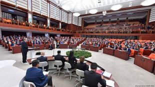 Турският парламент ратифицира късно снощи с единодушие присъединяването на Финландия