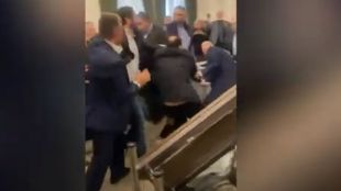 Спорен закон предизвика скандали и бой между депутати в Грузия