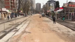 Заради забавен ремонт на път: Има напрежение в най-голямата търговска зона в Пловдив