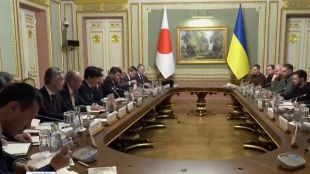Японският министър председател Фумио Кишида посети КиевЯпония предоставя безвъзмездна помощ на