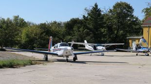 Малък самолет се разби днес в централна Румъния а пилотът